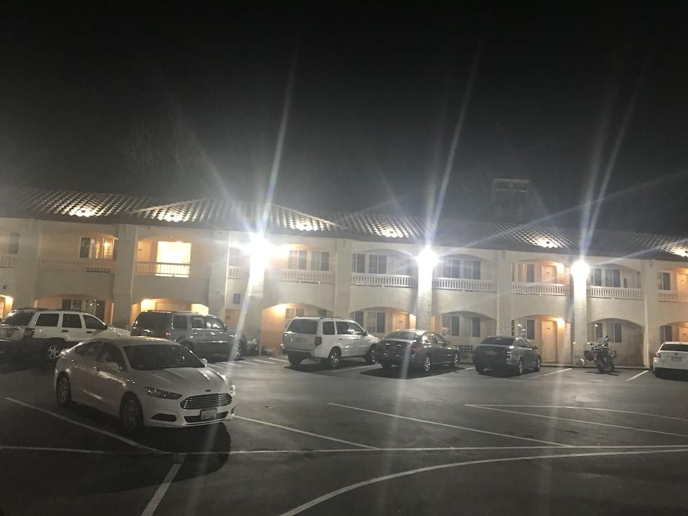 Travelodge By Wyndham Redding Ca Экстерьер фото