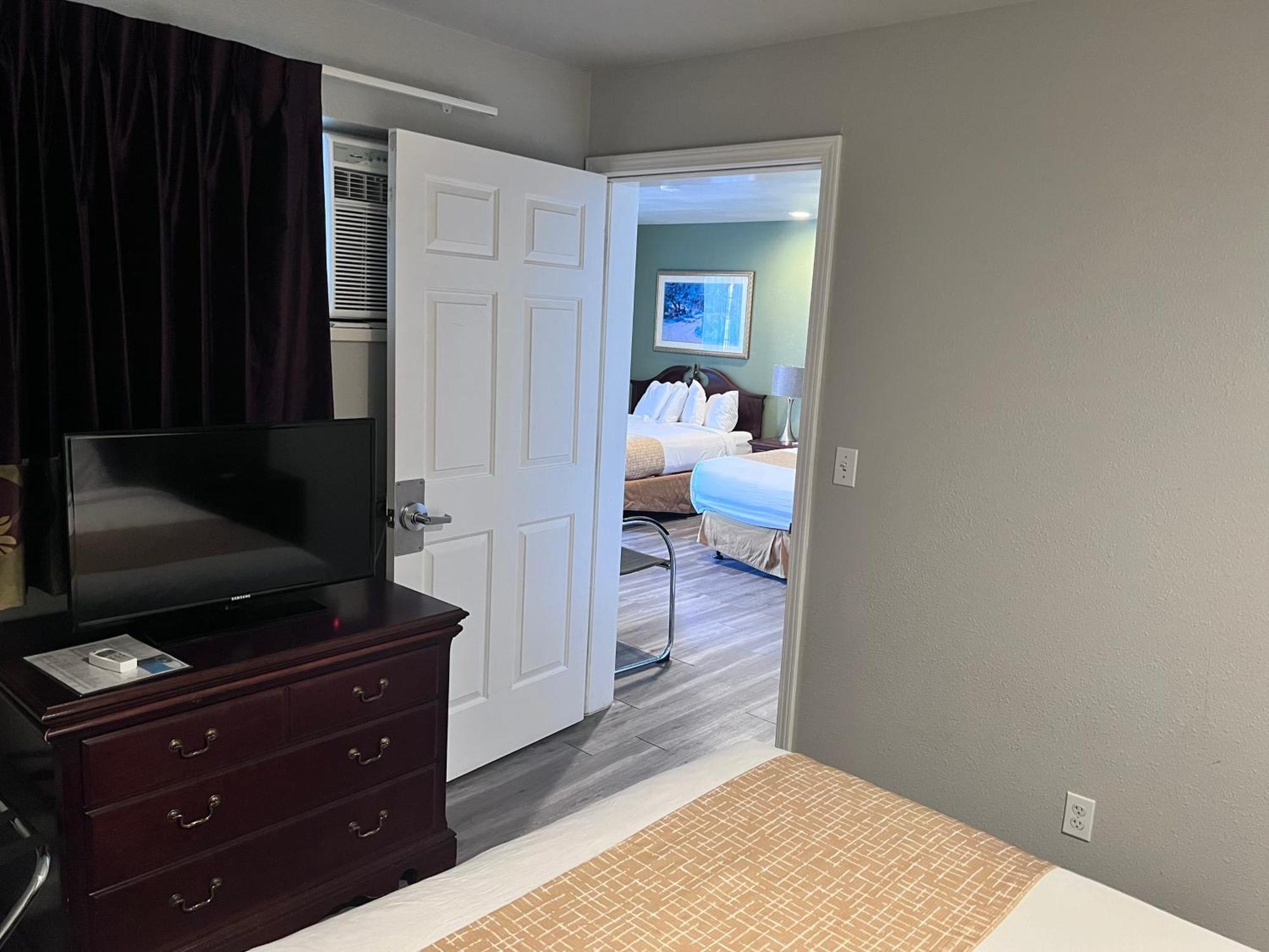 Travelodge By Wyndham Redding Ca Экстерьер фото